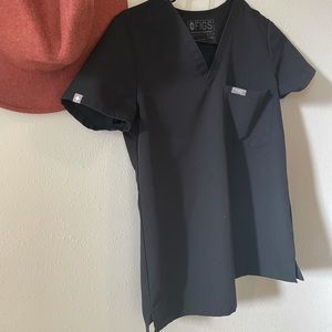 Figs scrubs black
